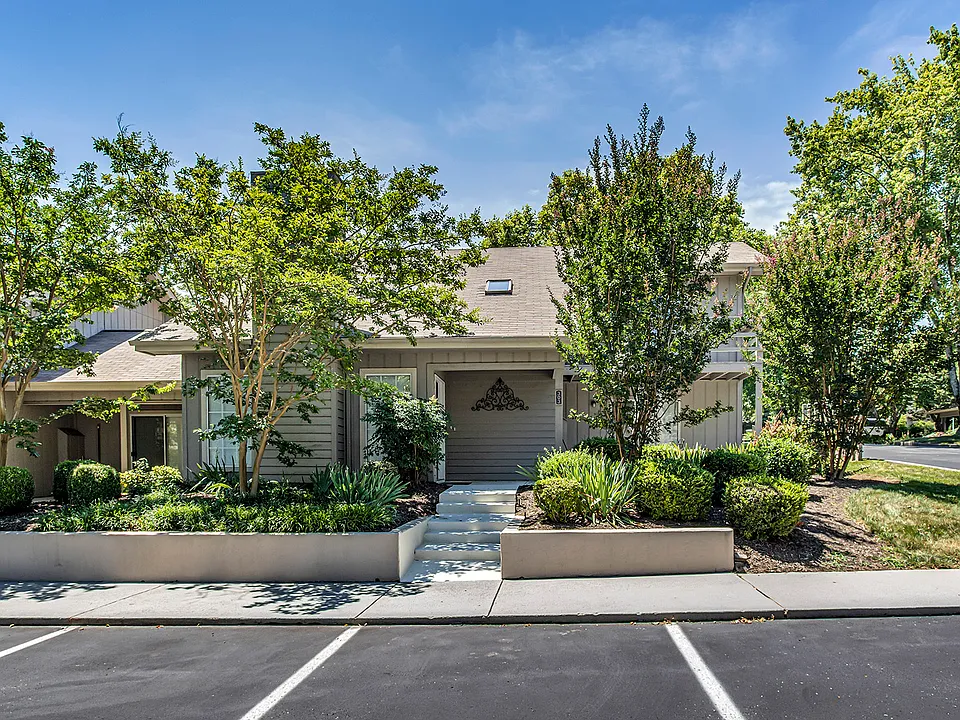 303 Chota View Pl #1