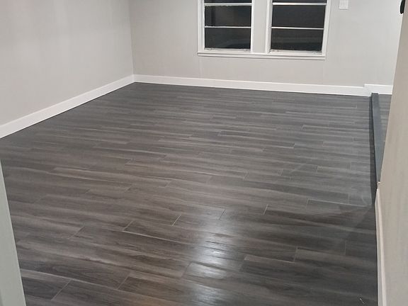 5th image of 358 S Chambers Ave