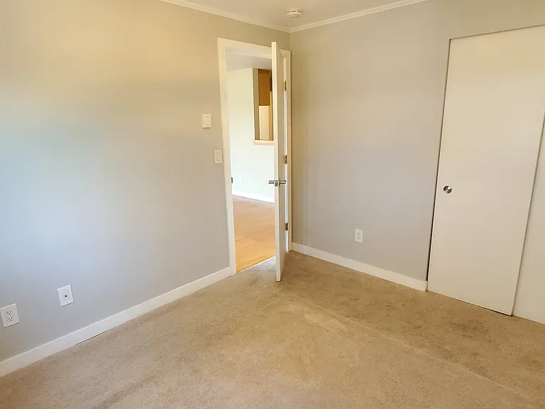 4111 Whitman Ave N #404 — Photo 15