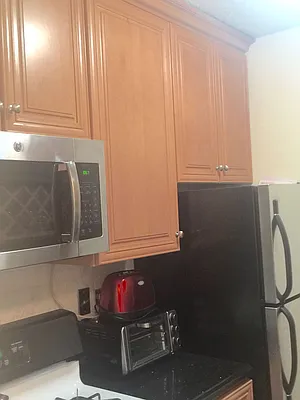 Rented by Anita Loewy, Inc | media 20