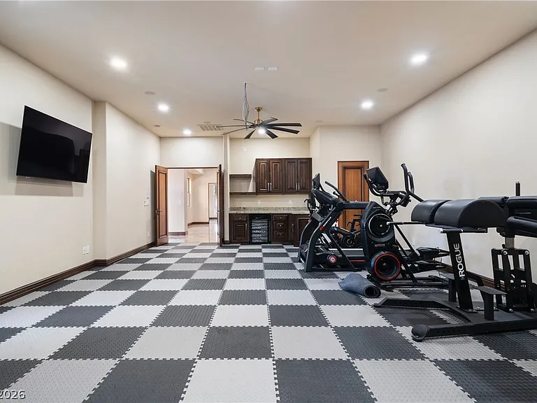 904 Calville Estates Ct — Photo 38