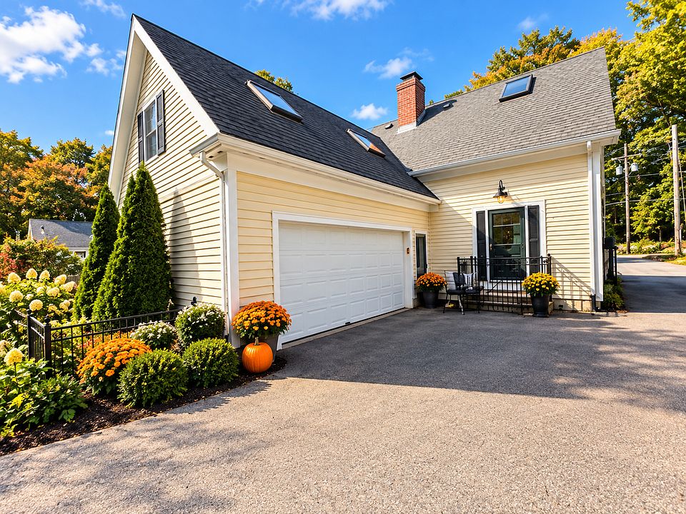1st image of 505 Bay Rd #1