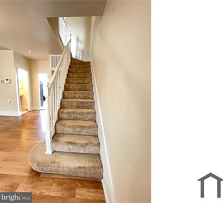 763 N Edgewood St — Photo 6