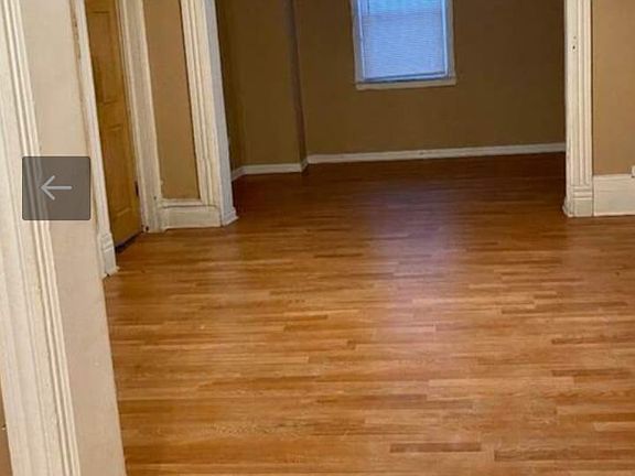 3rd image of 5918 S Calumet Ave #1