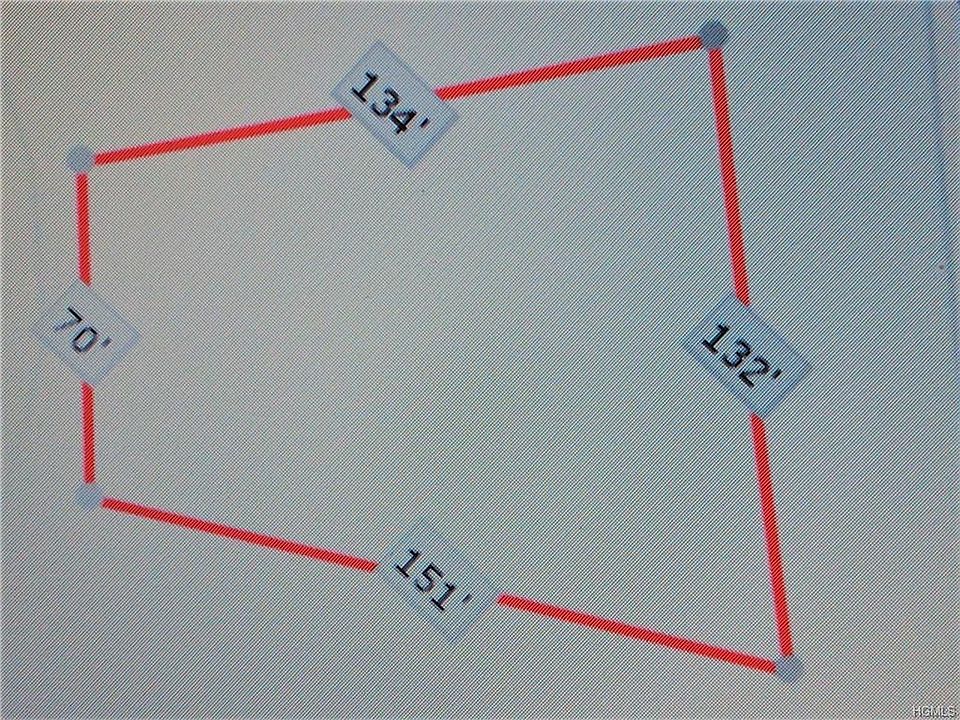1st image of 4 Club Ln