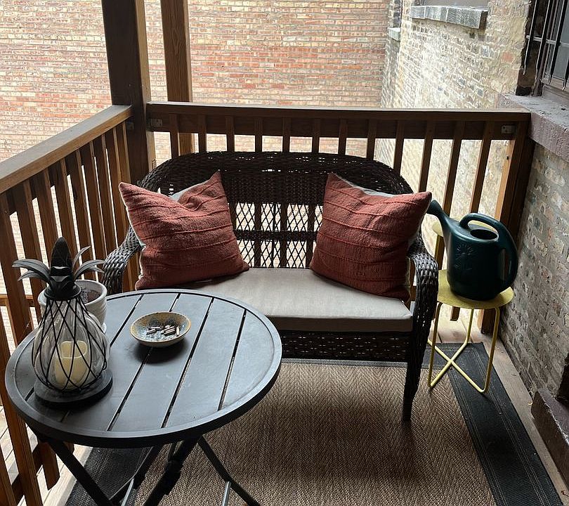 1st image of 3619 N Pine Grove Ave APT 3
