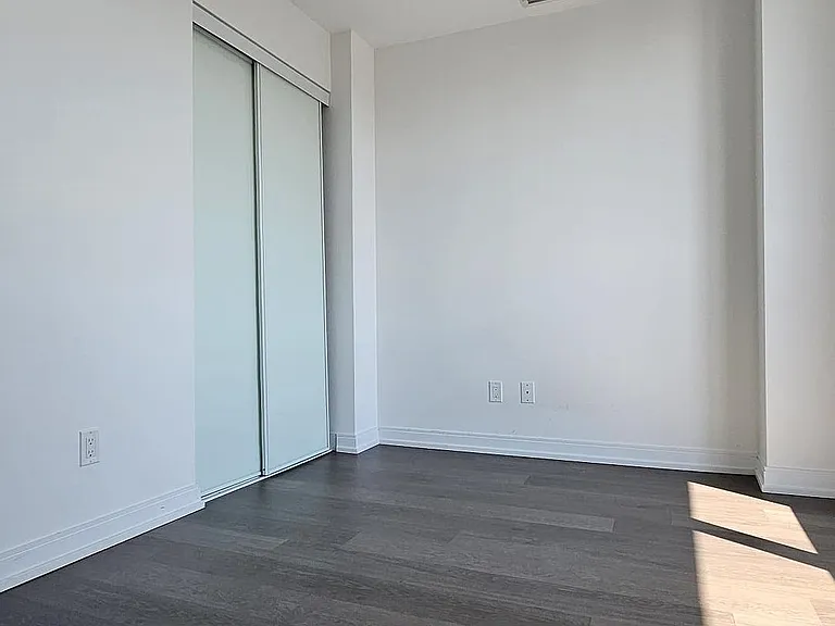 255 Village Green Sq #3309 — Photo 13