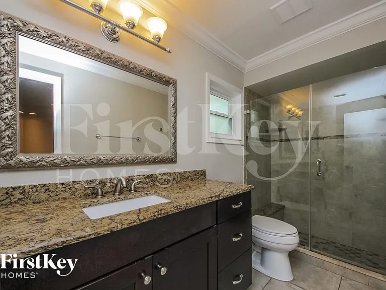 2409 Brookside Ave — Photo 13