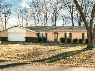 18 Pinewood Dr, Cabot, AR 72023