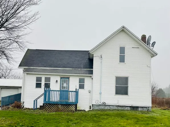 13861 Paine Ave, Kent City, MI 49330