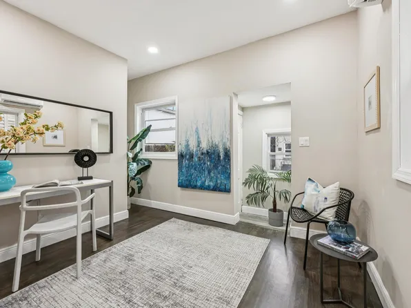 299 Claremont Avenue image 11 of 44