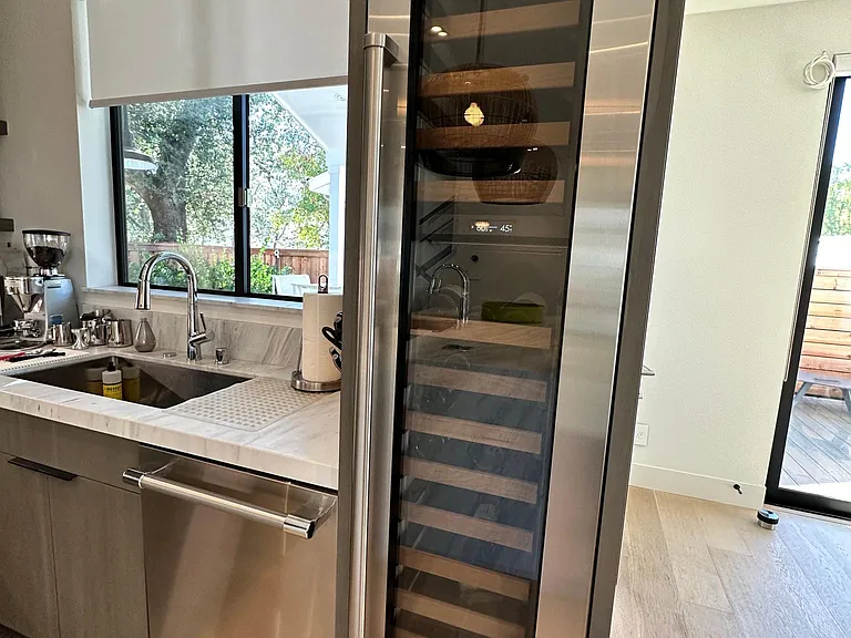 375 W Napa St #7 — Photo 7