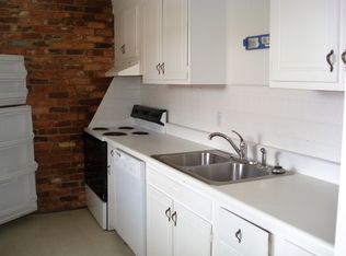 352 B S Cherry St, Kernersville, NC 27284