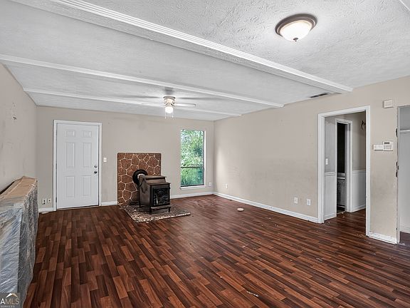 2nd image of 4981 Thompson Mill Rd