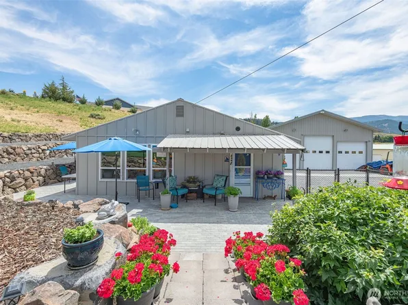 749 Wheeler Hill Road, Wenatchee, WA 98801