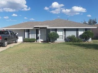 407 Avenue A, Ballinger, TX 76821