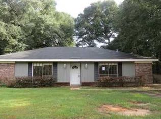 7250 Red Arrow Rd, Mobile, AL 36695