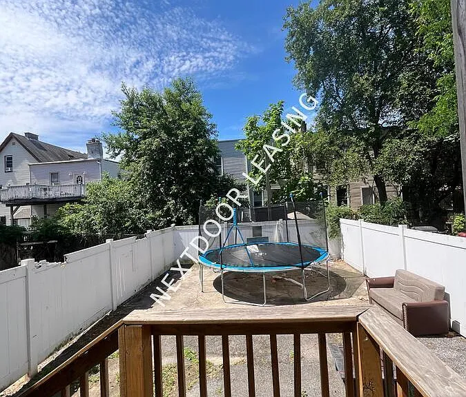137 Bostwick Ave #1M — Photo 9