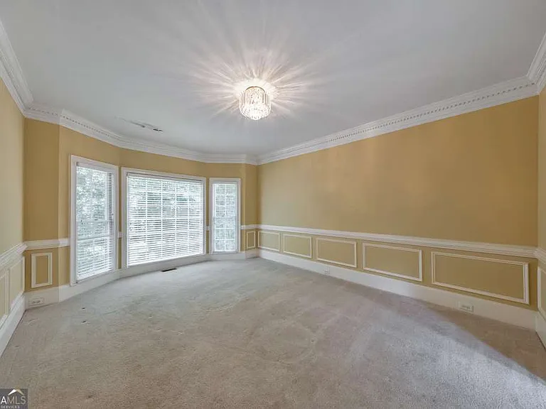 5321 Edgerton Dr — Photo 7