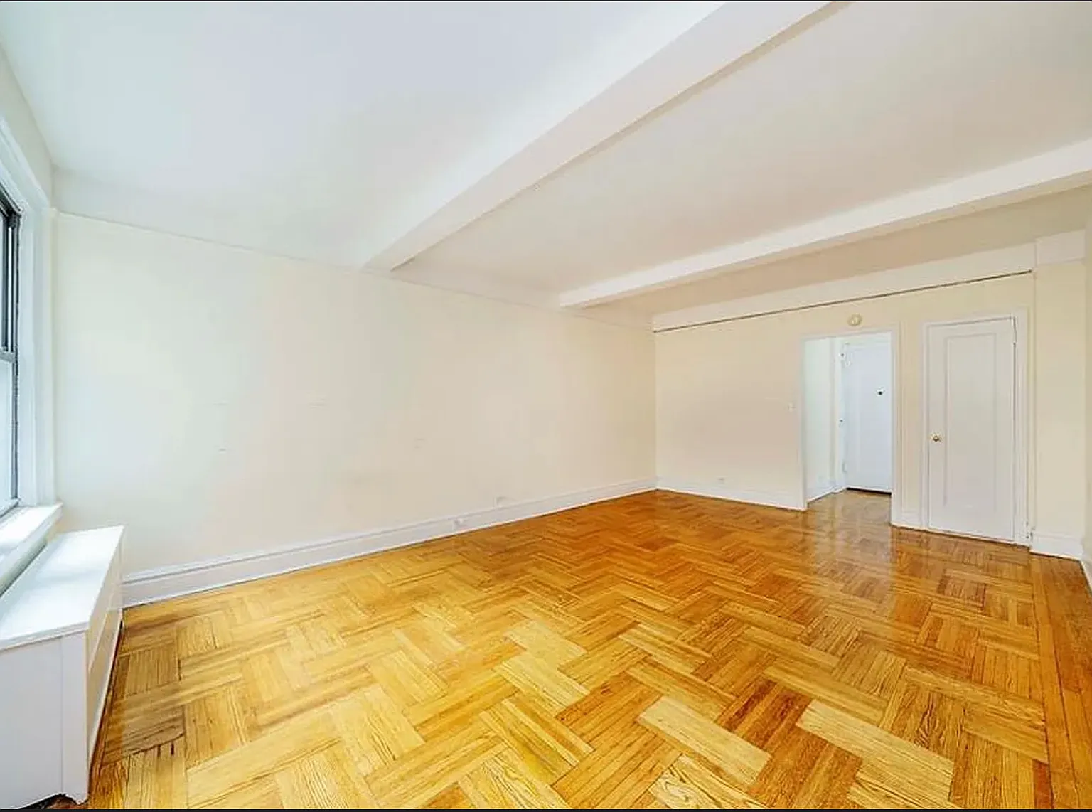 237 East 20th Street — Photo 2
