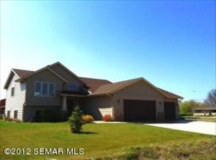 1515 Eagle Ridge St NE, Owatonna, MN 55060