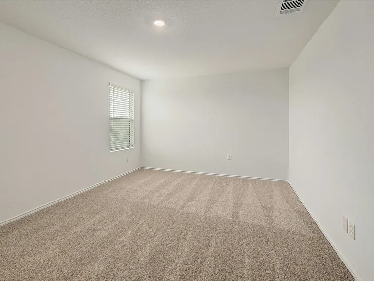 916 Rancho Del Cielo Loop — Photo 10