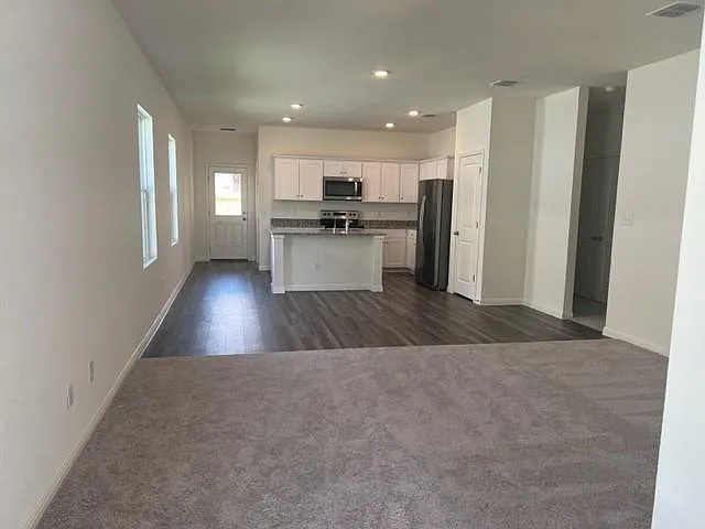 117 Bluegill Dr — Photo 2