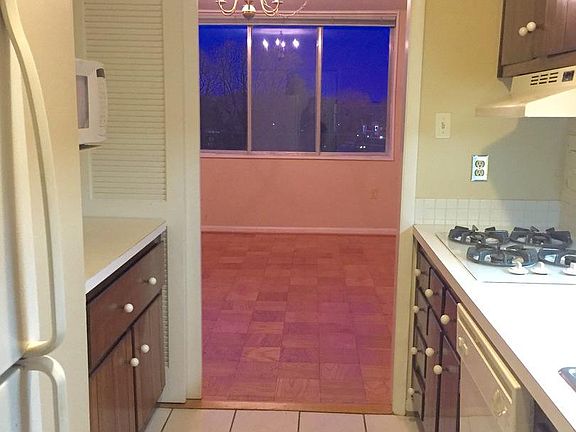 4th image of 10500 Rockville Pike Unit 1025