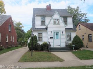 35318 Ash St, Wayne, MI 48184