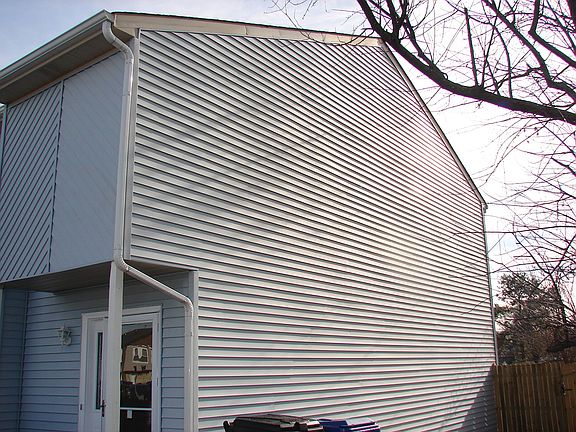 2nd image of 3530 Woodburne Dr