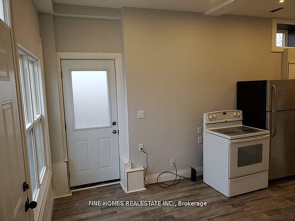 5th image of 1762 Keele St
