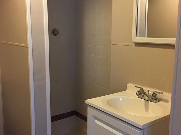 5th image of 2418 Orleans Ave