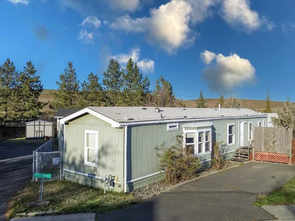 260 NW Golden Hills Dr Spc 6, Pullman, WA 99163