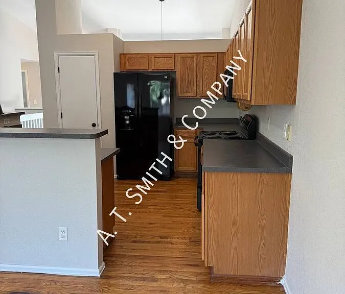 18296 Kinney Creek Way — Photo 10
