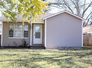 906 S 4th St, Davis, OK 73030