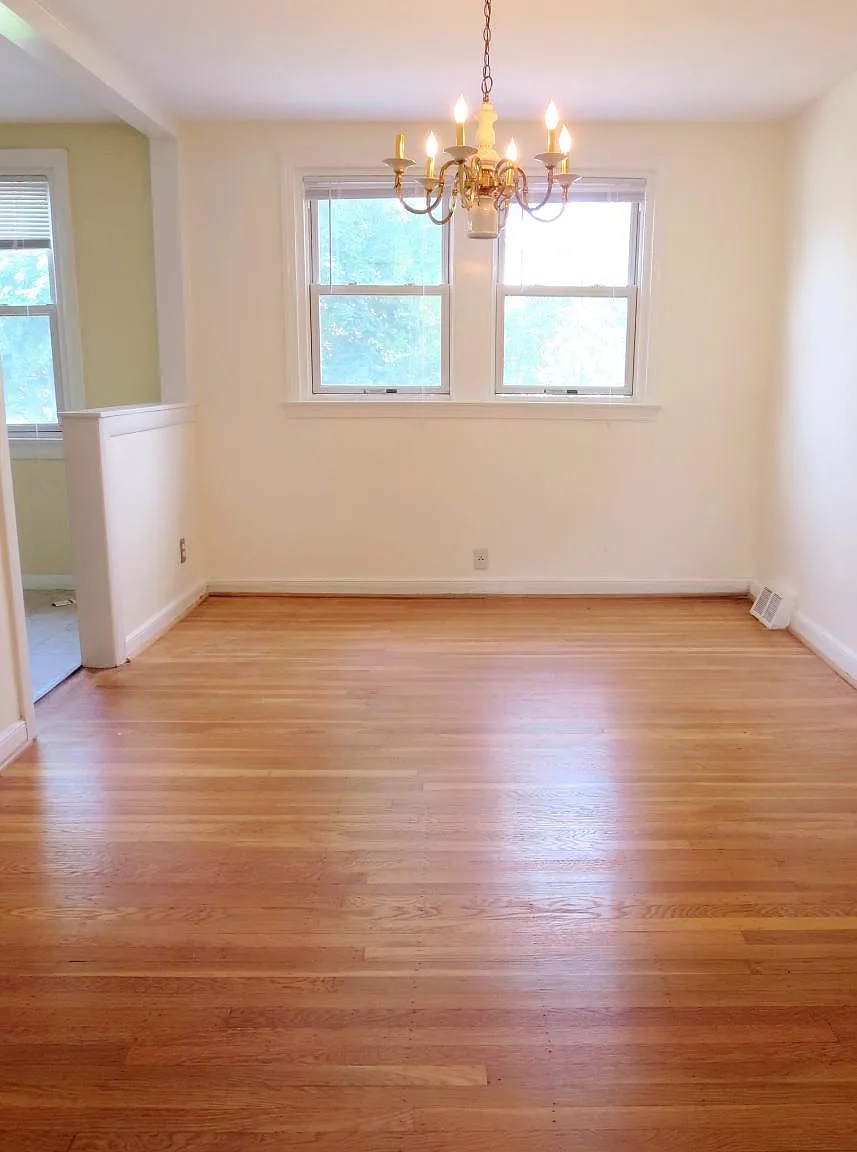 3 bed, 1152 sqft, $1,950 — Photo 4
