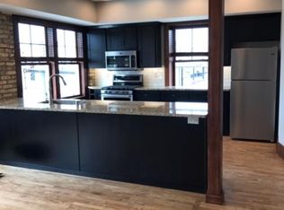 15 E Sumner St APT 3, Hartford, WI 53027