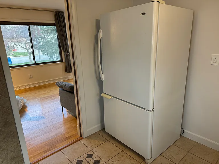 8334 Columbia Ave — Photo 6