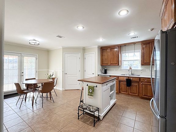 4th image of 3717 Cambium Ct