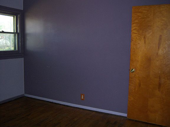 5th image of 3701 Brownell Blvd