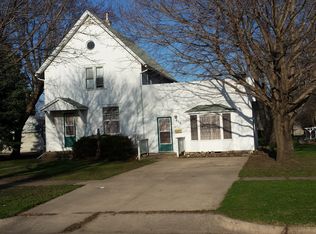 216 2nd St SW, Grand Meadow, MN 55936