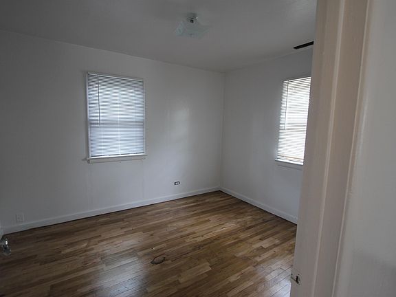 3rd image of 730 S 3rd St