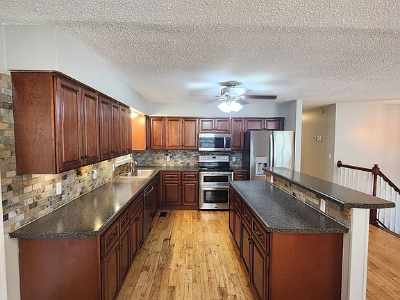 4th image of 8806 Hidden Branches Rd