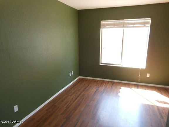 5th image of 15918 W Young St