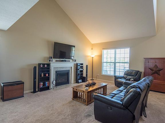5th image of 1083 Remi Dr