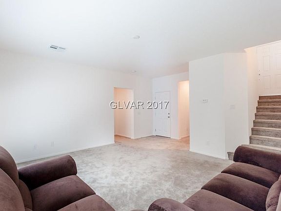 4th image of 10739 Merrimack Ave