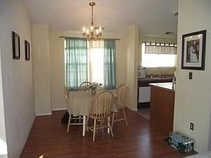 4th image of 2814 Whispering Hills Dr