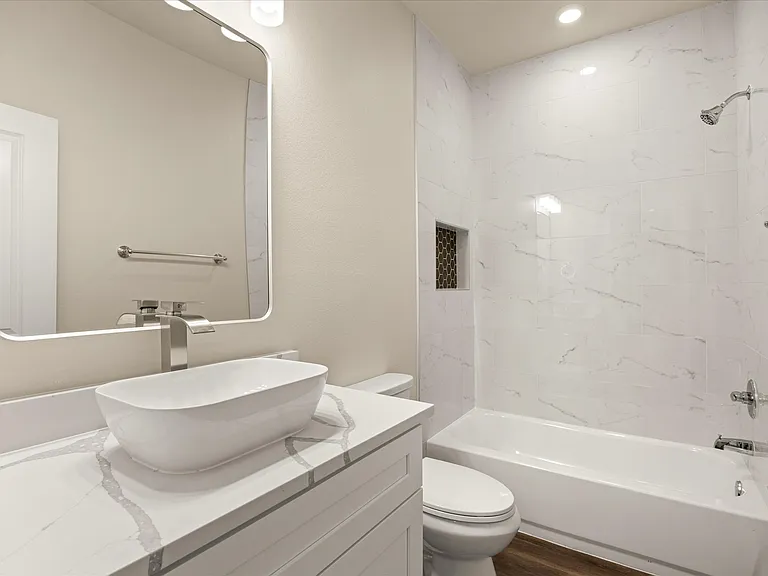 2414 Forest Hill Ln — Photo 28