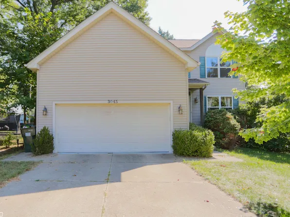 3045 Emmons Ave, Rochester Hills, MI 48307