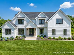 5 Sea Crest Ct, Jamesport, NY 11947